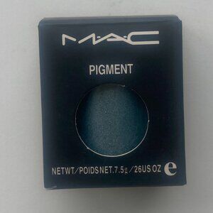 MAC Cosmetics Sky Blue Powder Eyeshadow
